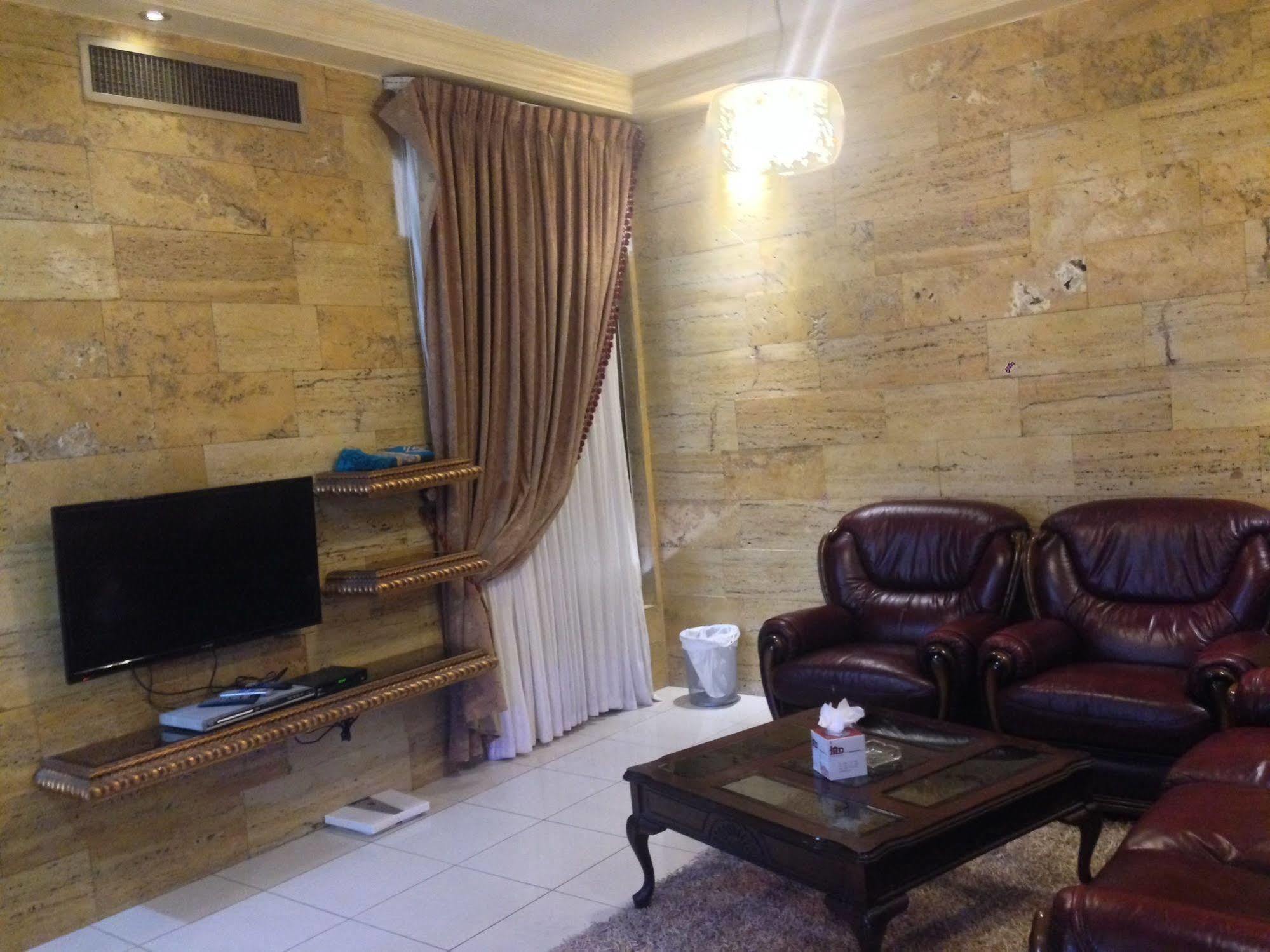 Jad Hotel Suites Amman Extérieur photo